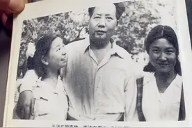 李讷回忆父亲毛泽东：父亲给我留下的最大财富，就是他的教导图片