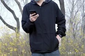 春秋衣轻薄，AB两面穿：90分双面防泼水连帽夹克体验图片