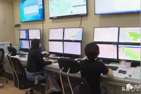 长春市新立城水库开闸泄洪图片