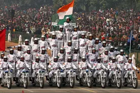 天下无敌！印度陆军摩托车表演队图片