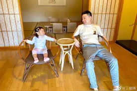 被奥沙利文直播“吐槽”，“晒娃狂魔”丁俊晖难道考虑“转型”了？图片