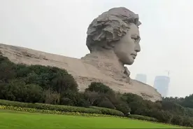 问苍茫大地，谁主沉浮？读毛主席《沁园春.长沙》艺术鉴赏图片