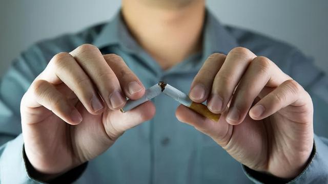 别拿吸烟不当回事,测一测你的烟瘾有多大,超过8分,戒烟难度大