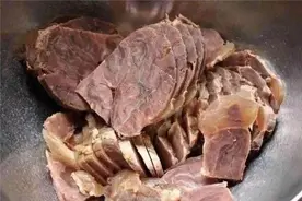 一斤生牛肉能卤多少熟牛肉？怪不得店家爱卖卤牛肉，暴利得很呐图片