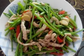 入秋后，遇见此菜别手软，每天炒一盘，简单易学，家人都爱吃图片