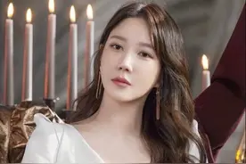 韩剧《顶楼》女主真财阀出身！恋爱对象全是顶流男神，隐婚好刺激图片