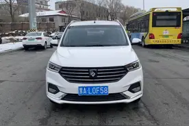 花4.5万买了一辆18年（宝骏360）值吗？图片