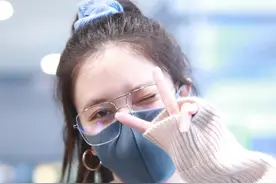 夏天别再“披头散发”了！扎个高马尾or丸子头清爽又好看图片