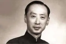 马连良艺术造诣十分高，但是为伪满洲国演出、入朝演出索要演出费图片