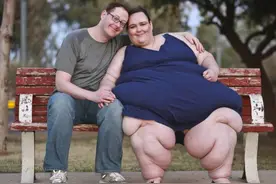 “全球最胖女人”，被高富帅倒追，婚后生下2个儿子，现状如何了图片