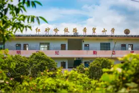 18年爱心接力 这个火车站和一所小学的不解之缘图片