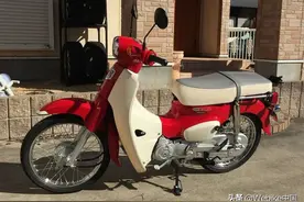 自己动手用原厂零件创造出限量版本田幼兽摩托车图片