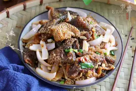 水产市场碰上它，我从不手软，一买好几斤，都是胶原蛋白，好吃图片