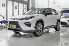 丰田威兰达配置解读，两种动力+三种四驱，哪款更具性价比图片