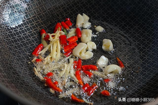 这肉1斤46块钱，再贵我也爱买，脂肪低吃了不长肉，夏天吃正好