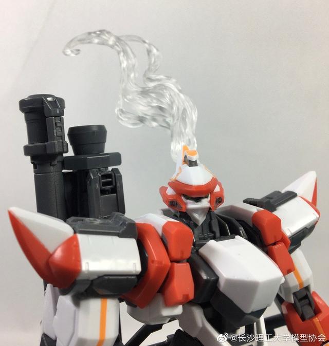 宅客模玩原创测评：青岛社 1/48 烈焰魔剑 测评（素组+展示部分）