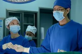 “产房里为啥安排男医生？”90后孕妈生气质问，护士道明原因图片