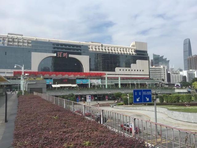 深圳东站在哪里（深圳有几个火车站）