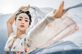 性格强势的四个星座女，太刚强，太好胜，志气高，格局更高图片