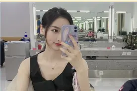 LPL新晋女解说口碑爆棚，一口气解说一整波团，网友：女版管泽元图片