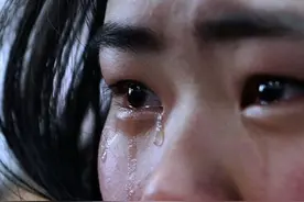 那个不让嫂子上桌吃饭的小姑子，婚后尝尽了生活的心酸图片