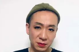 二手玫瑰主唱梁龙：曾和王菲有过一段恋情，分手是因为谢霆锋图片