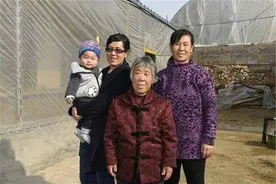 山东袖珍母亲刘兆兰，身高仅1米3，贫困中把女儿培养成留美博士后图片
