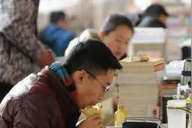 “别轻易让孩子考研”，家长无奈诉说，揭露当下考研现状图片