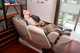 泰式SPA+舒眠音乐，足不出户的享受—奥佳华OG7306大白奥按摩椅图片