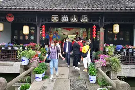 我开了10年景区小卖部，曾每年亏损15万，这个五一活过来了图片