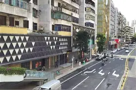 海口婚纱摄影一条街冷清不少，最多时开了20多家店，如今只剩10多家图片