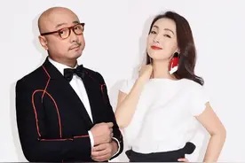 网传陶虹出车祸，徐峥陪伴其在中医院治疗，陶虹深夜发文疑似辟谣图片