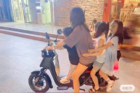 王思聪初恋近照曝光！长相甜美和孙一宁如同复刻，已为人妇超幸福图片