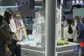 聚焦服贸会｜中医机器人看舌懂体质？公卫防疫专区智能科技感十足图片