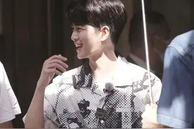 任嘉伦到底值不值得喜欢，如果可以重新选择，你还会喜欢他吗图片