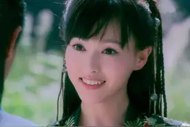 唐嫣连续6年资助贫困生，学费生活费全部包揽！学生毕业写信感谢图片