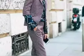 九分裤+平底鞋，早秋满分搭配！优雅气质又随性，不费力就赢了图片