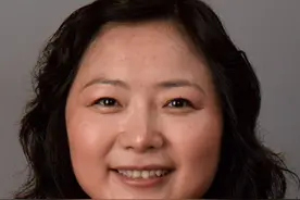 重庆女首富，身价高达三百多亿，离婚时还给前夫两百亿图片