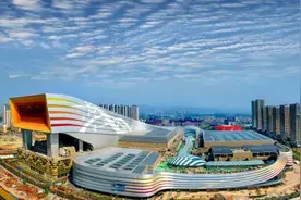 “一家大小来玩水”广州融创文旅城“疫后”百变复苏图片