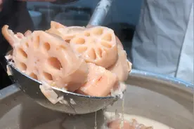 寻味武汉：唤起乡愁的排骨藕汤，27年老味道的华珍圆子，蟹黄汤包图片