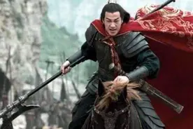 如果赵云和吕布单挑，谁赢谁输？曹操在长坂坡一战中，已给出答案图片