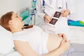 孕期羊水为何叫“羊水”？和羊有什么关系？困惑多年的疑问解开图片