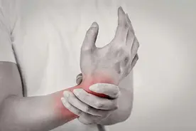 化疗后手脚麻木、知觉减退，这是怎么一回事，还能恢复吗图片