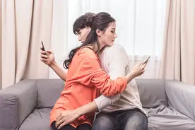 心理学：真正厉害的女人，和男人相处时，都懂得延迟性满足图片