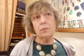 中国买手带火意大利老奶奶，直播手工首饰，月销量涨300%图片