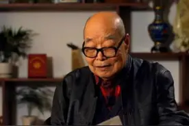 少将王扶之曾被埋30多个小时，因两只苍蝇而获救，自此不打苍蝇图片