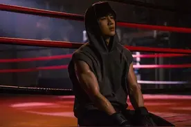 看着很瘦却满身肌肉的5位明星，李现男友力十足，鹿晗罕秀腹肌图片