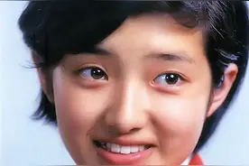 变成老奶奶的山口百惠“对第一个孙子的感情”图片