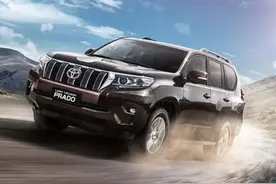 丰田新款普拉多上市，车身加长超5米，全系V6动力七座46万起图片