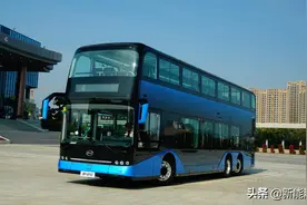 研判比亚迪B12D电动客车电驱动技术与后轮随动转向控制策略图片